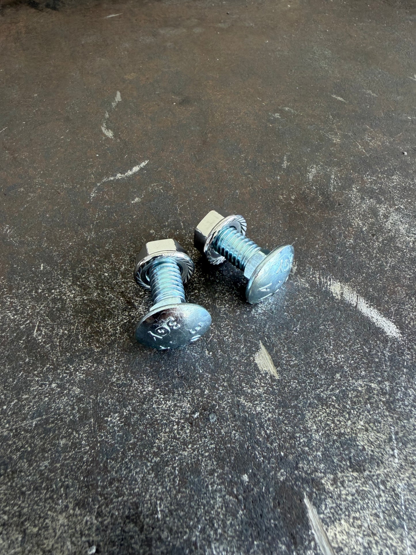 Short trans bracket